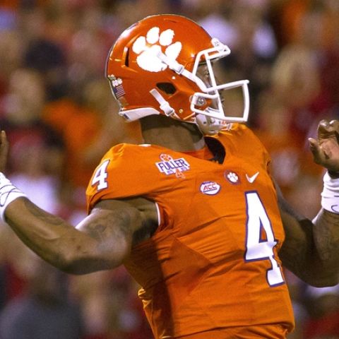 Three Free NCAA College Football Betting Picks, Previews, Odds and Predictions